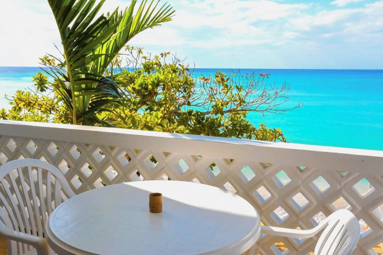 Beach Front Hotel Ocho Rios Exterior foto